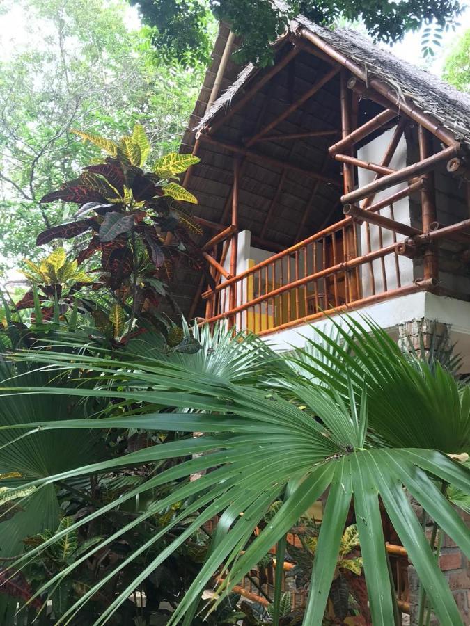 Mangga Lodge Bira Exterior foto